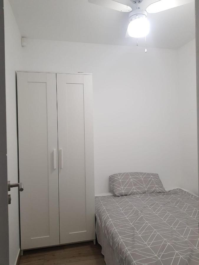 Family Comfortable Apartment Arona  Exterior foto