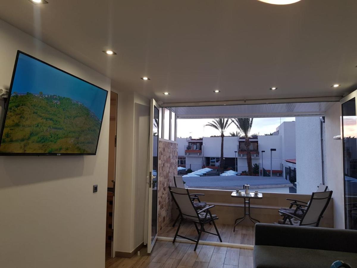 Family Comfortable Apartment Arona  Exterior foto